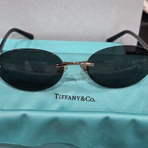 NEW IN BOX TIFFANY & CO Tf3104D OVAL BLACK GOLD SUNGLASSES ITALY